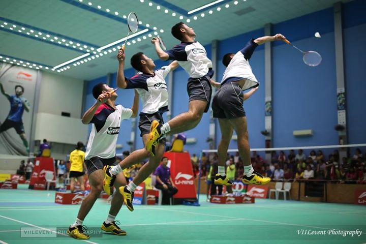 badminton overhead clear shot